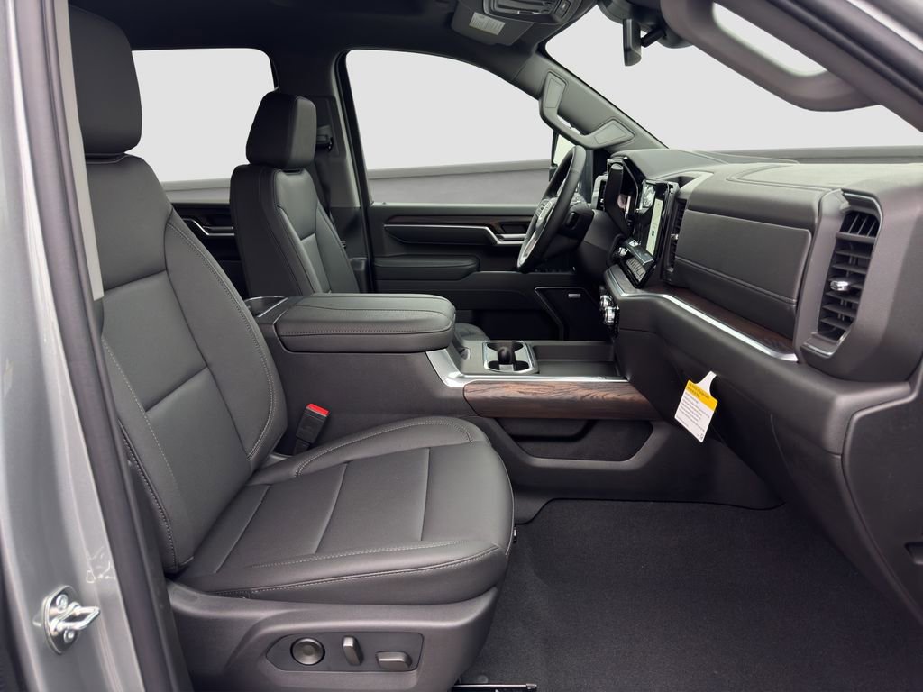 New 2026 GMC Sierra 2500 SLT w/ SLT Convenience Package image 18
