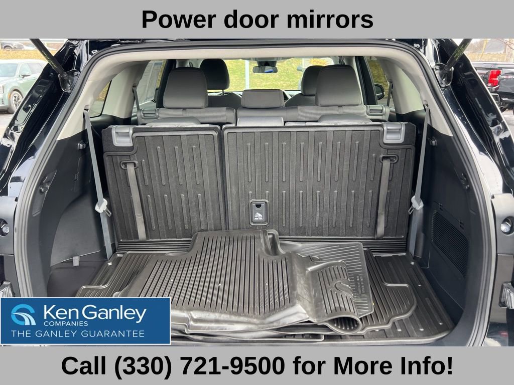 Used 2023 Toyota Highlander L image 50