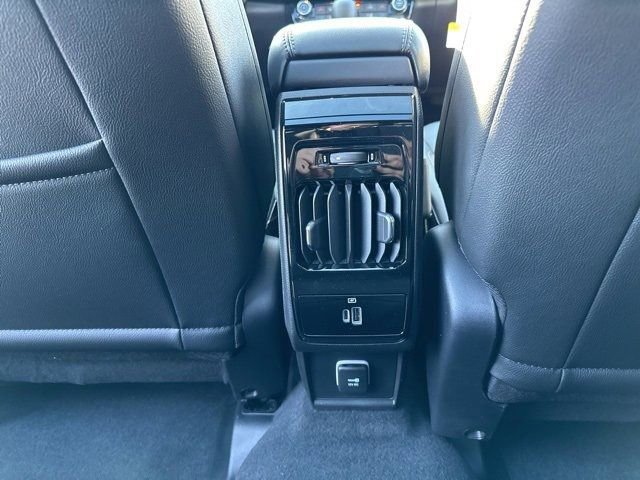New 2024 Jeep Compass Latitude w/ Sun and Sound Group image 23