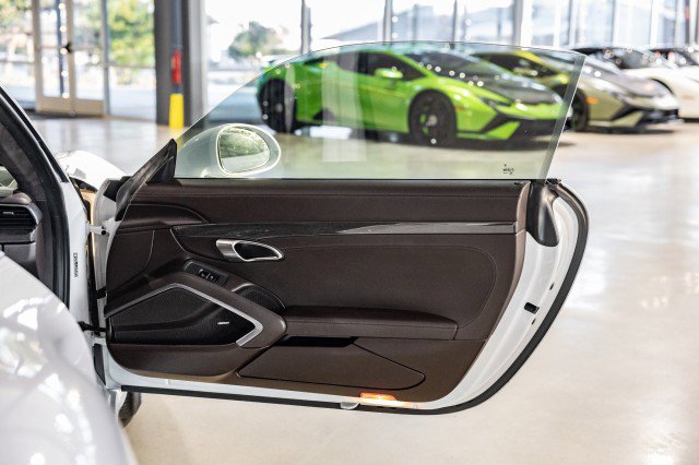 Used 2015 Porsche 911 Turbo S image 14