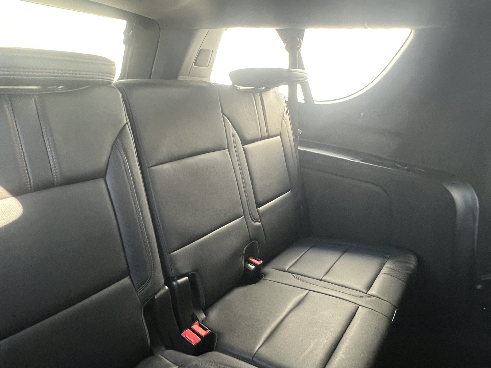 Used 2024 Chevrolet Suburban RST RWD image 25