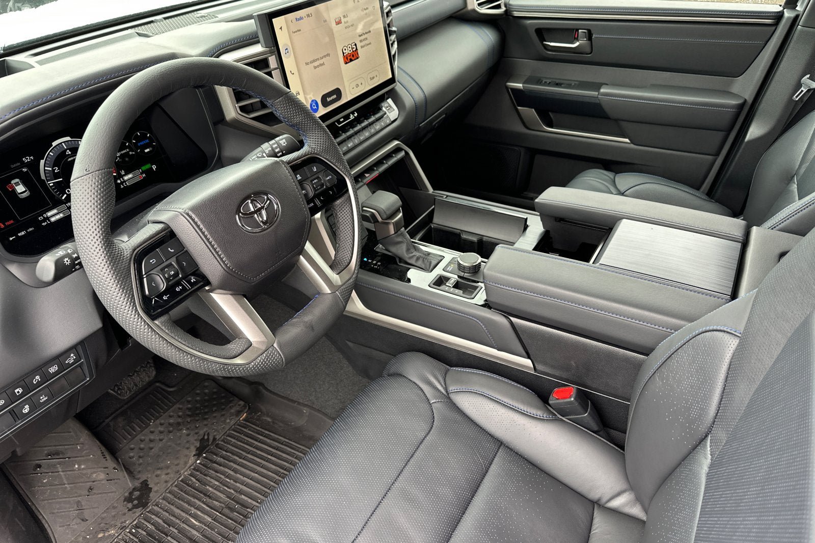 New 2026 Toyota Sequoia Platinum w/ TRD Off-Road Package AWD/4WD image 11
