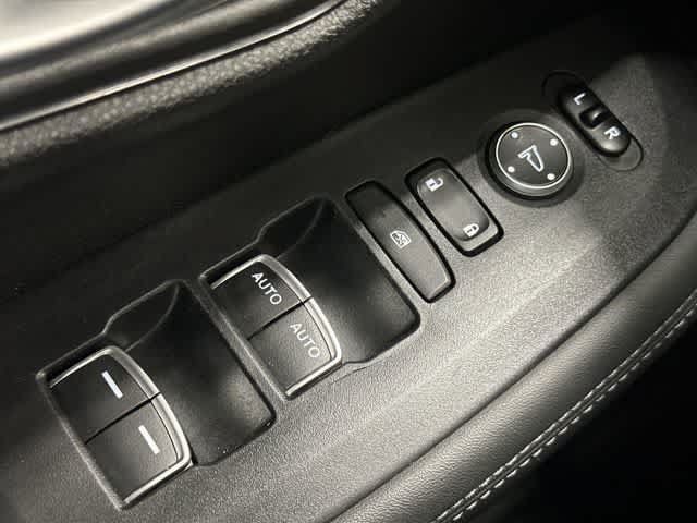 Certified 2023 Honda HR-V EX-L image 20