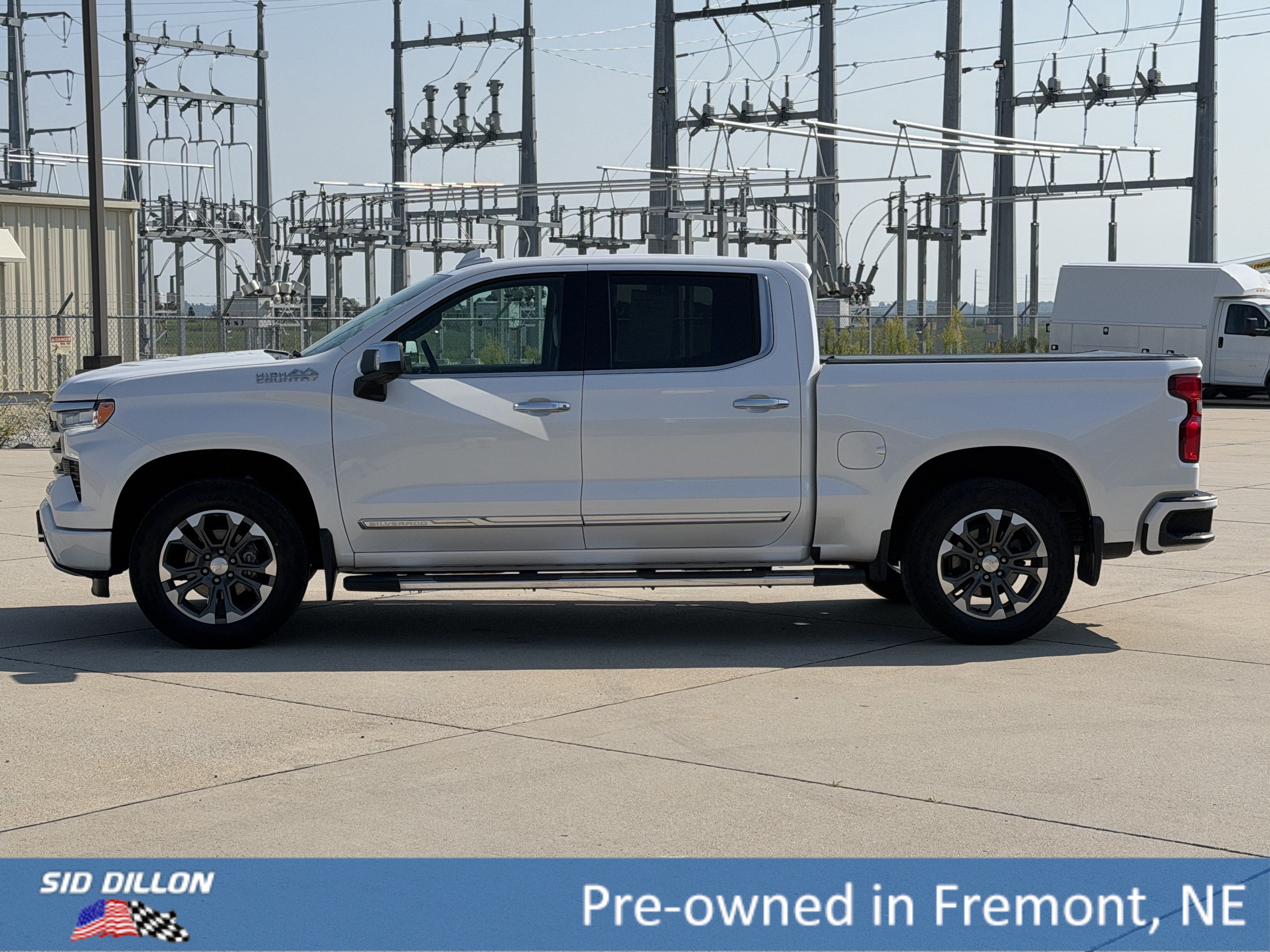 Certified 2024 Chevrolet Silverado 1500 High Country AWD/4WD image 8