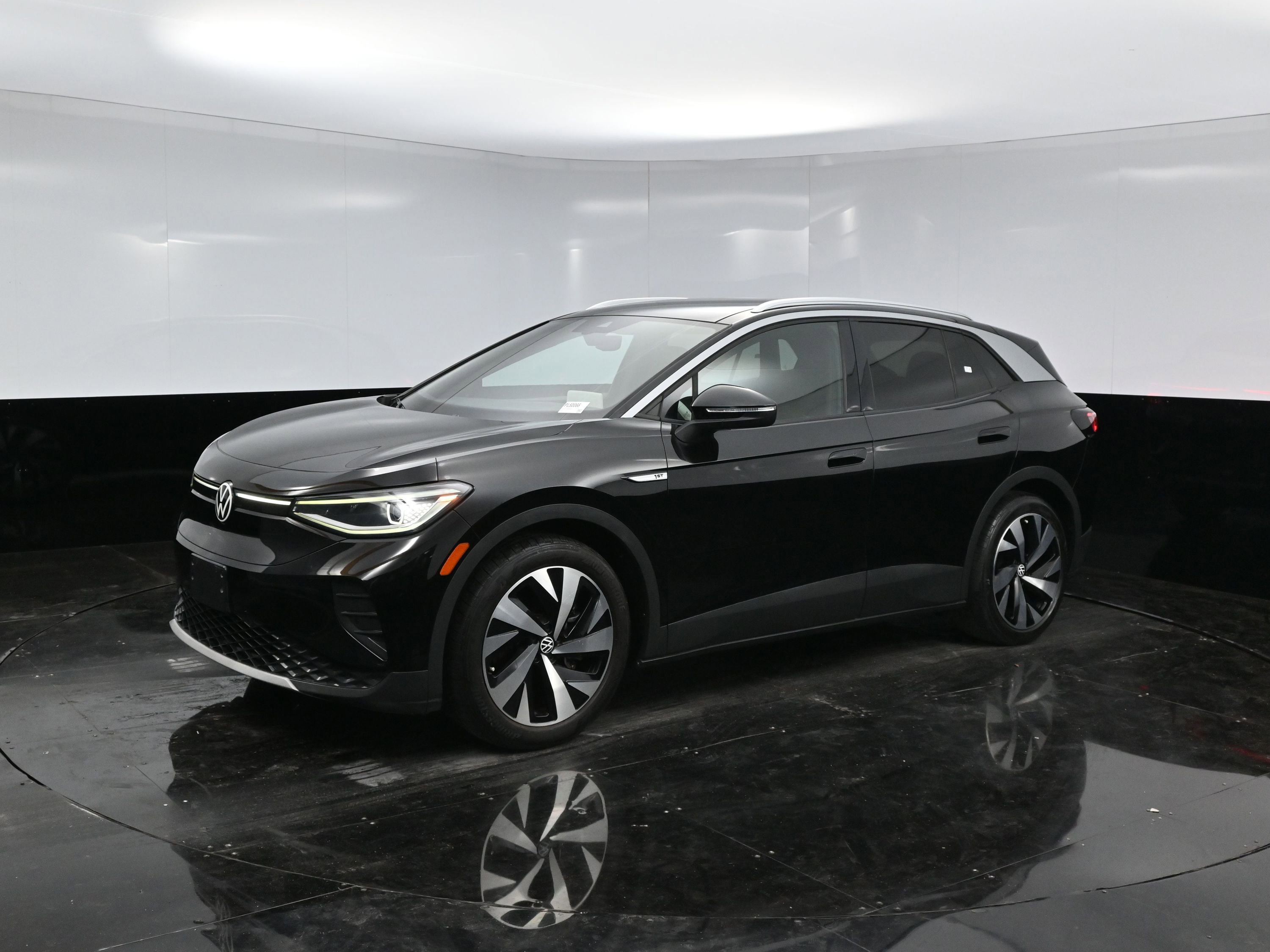 Used 2021 Volkswagen ID.4 1st Edition w/ ID.4 Protection Package image 3