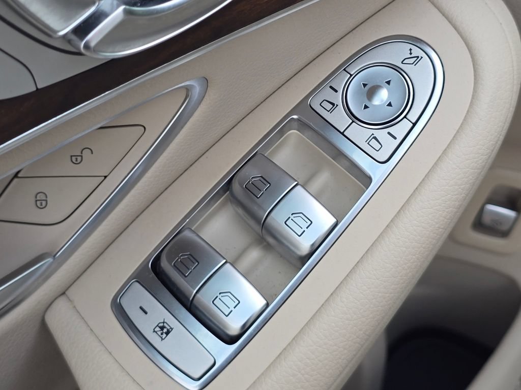 Used 2021 Mercedes-Benz GLC 300 4MATIC image 26