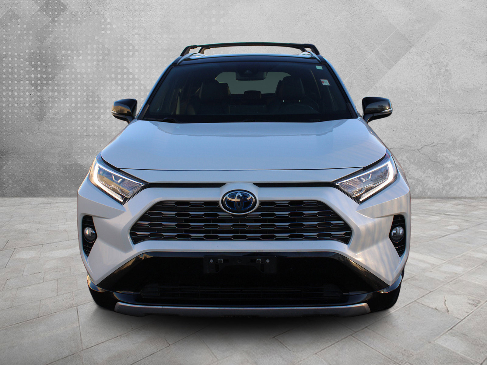 Used 2021 Toyota RAV4 XSE image 2
