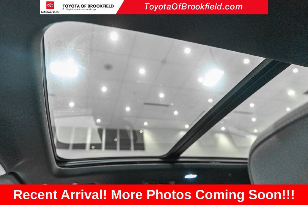 Used 2026 GMC Acadia Elevation w/ Black Edition AWD/4WD image 21