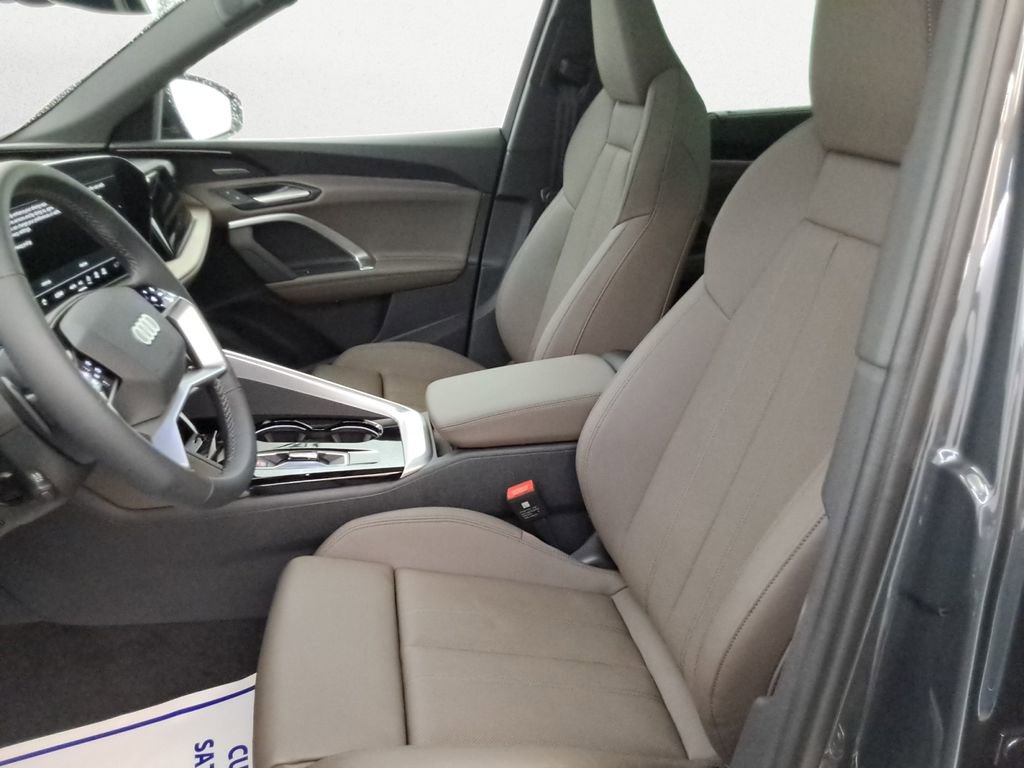 New 2025 Audi Q5 Premium Plus image 12