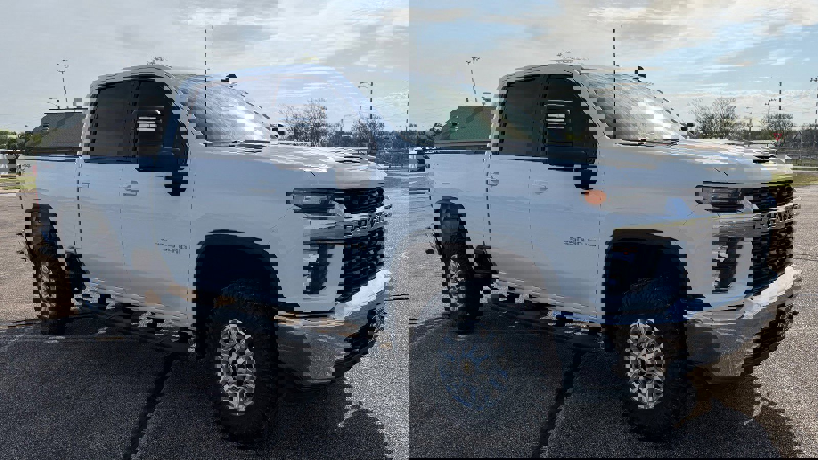 Used 2020 Chevrolet Silverado 2500 LT image 1