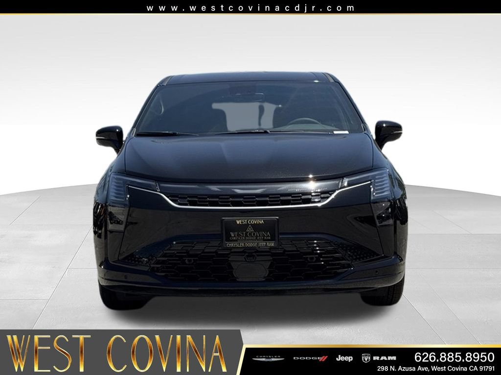 New 2027 Chrysler Pacifica Select FWD image 3