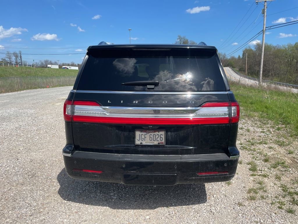 Used 2018 Lincoln Navigator L Reserve w/ Technology Package AWD/4WD image 6