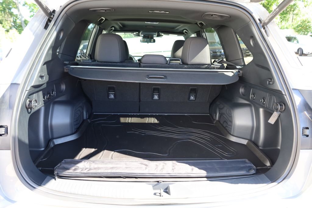 Certified 2026 Subaru Forester Premium w/ Base/Premium Package AWD/4WD image 6
