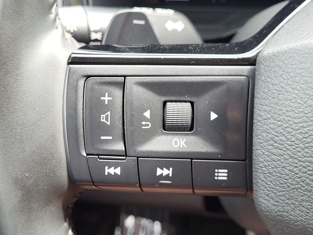 Certified 2026 Nissan Pathfinder SL FWD image 14