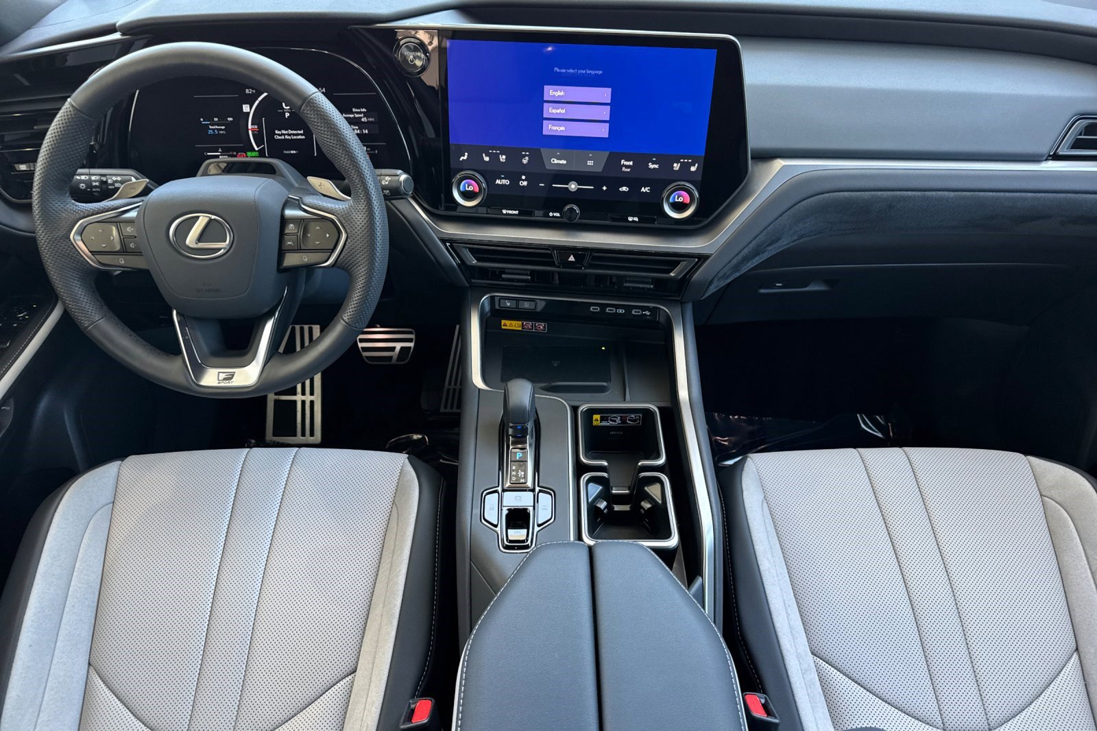 Certified 2025 Lexus TX 500h AWD w/ Technology Package image 17