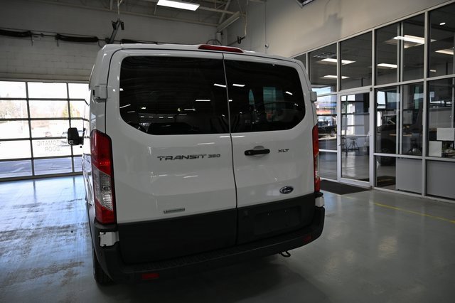 Used 2023 Ford Transit 350 XLT image 6