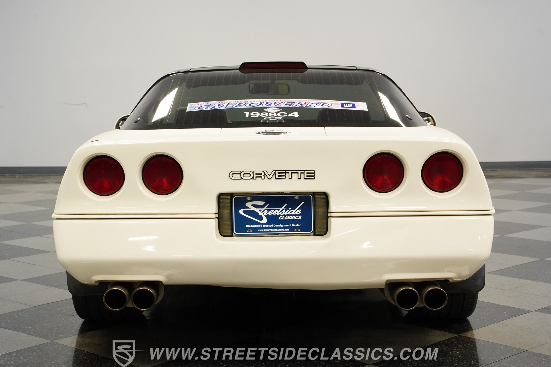 Used 1988 Chevrolet Corvette Coupe RWD image 11