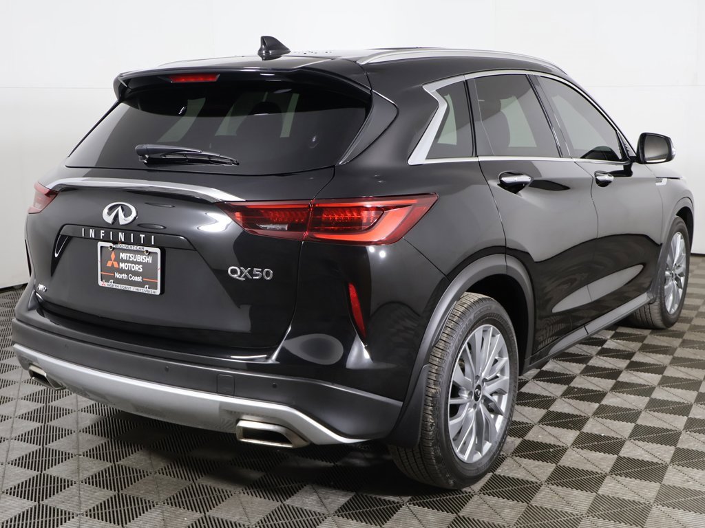 Used 2023 INFINITI QX50 Luxe image 11