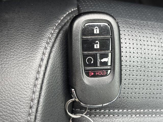 Used 2025 Honda CR-V EX-L image 42