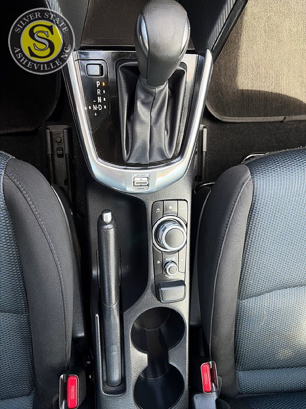 Used 2016 Scion iA FWD image 21