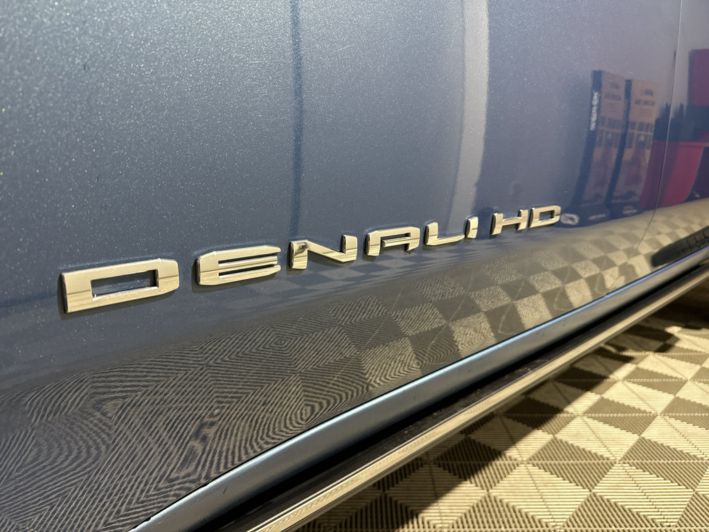 Used 2024 GMC Sierra 2500 Denali Ultimate AWD/4WD image 12