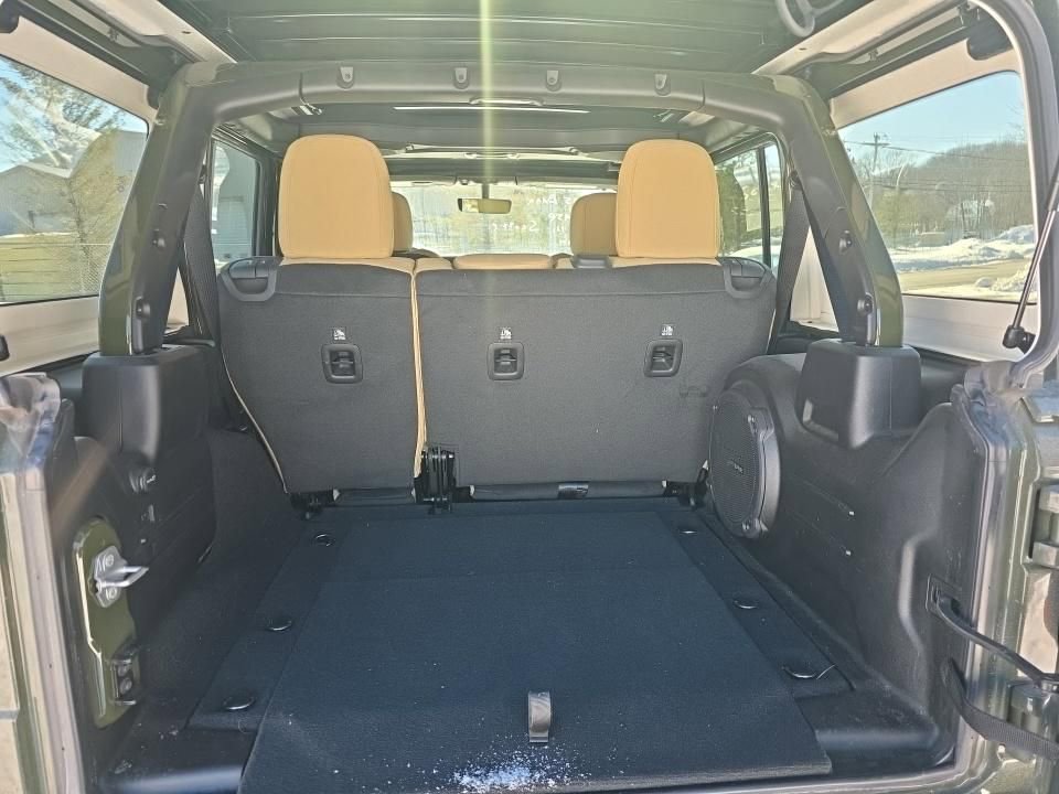 Used 2022 Jeep Wrangler Unlimited Sport image 11