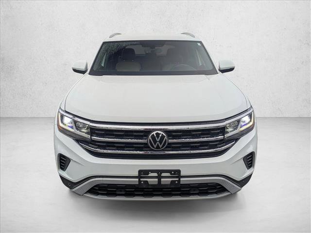Used 2022 Volkswagen Atlas Cross Sport SE image 2