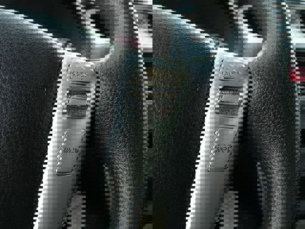 Used 2015 Nissan Sentra S image 17