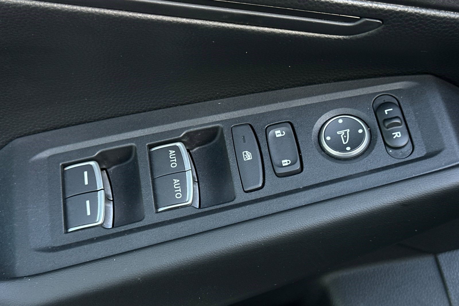 Used 2024 Honda Accord LX image 13