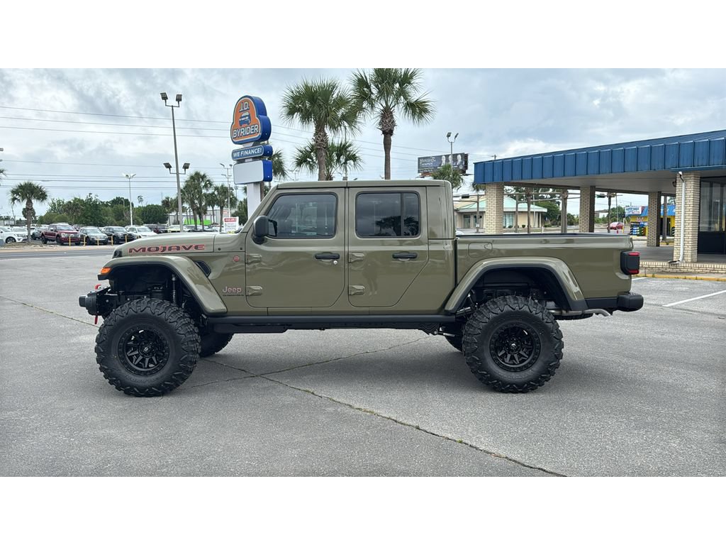 New 2026 Jeep Gladiator Mojave AWD/4WD image 3