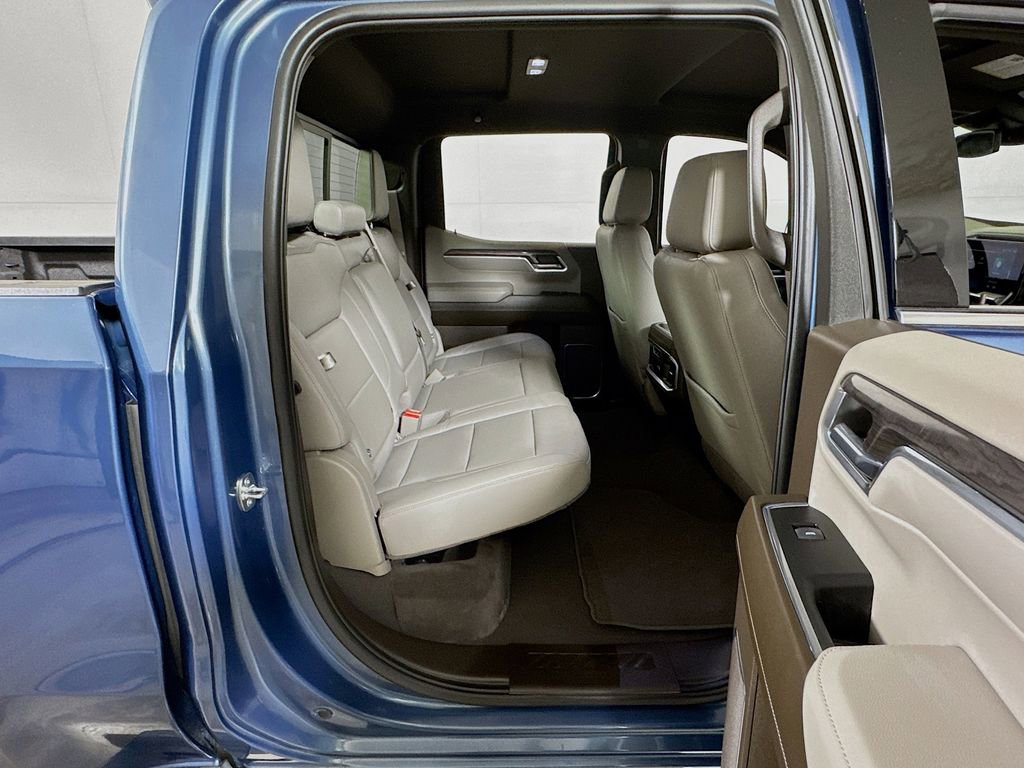 Used 2024 Chevrolet Silverado 1500 LTZ w/ LTZ Convenience Package II AWD/4WD image 26