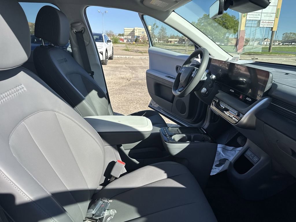 Used 2025 Hyundai Ioniq 5 SEL image 31