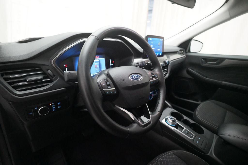 Used 2023 Ford Escape Active FWD image 8