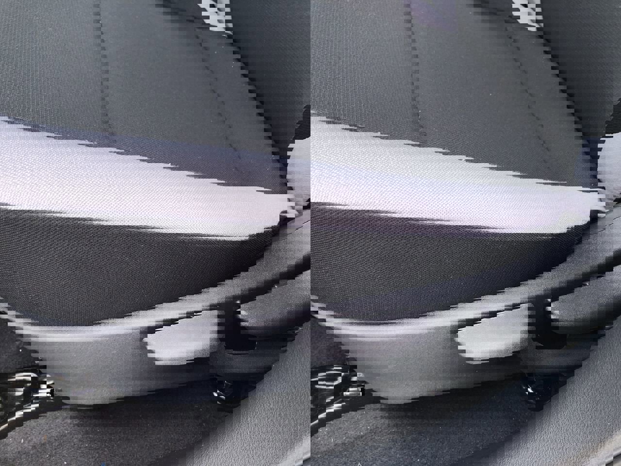 New 2025 Nissan Versa S w/ Trunk Package image 22