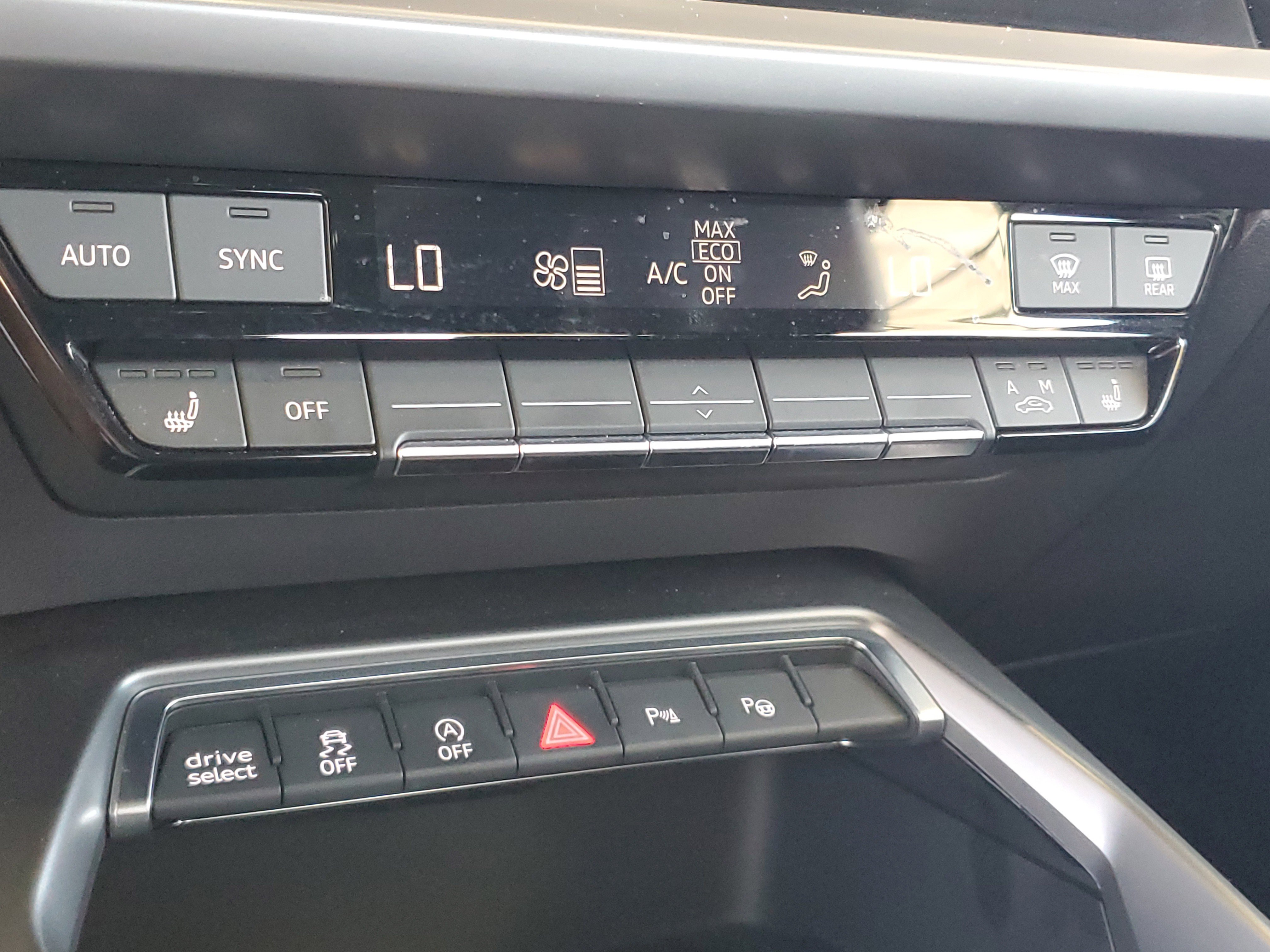 Used 2023 Audi A3 2.0T Premium w/ Convenience Package image 27