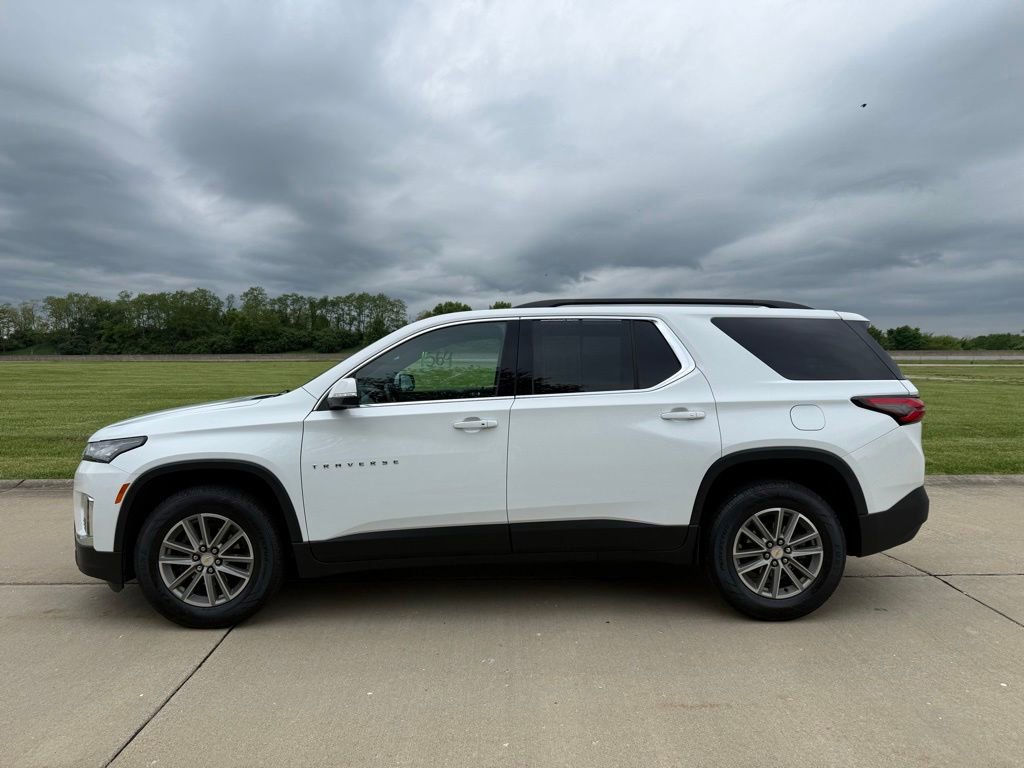 Used 2023 Chevrolet Traverse LT FWD image 9