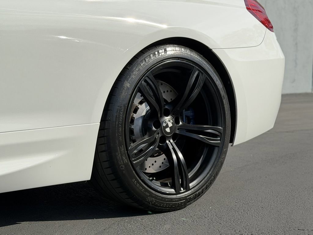 Used 2017 BMW M6 Coupe image 14