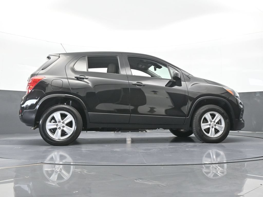 Used 2022 Chevrolet Trax LS AWD/4WD image 54