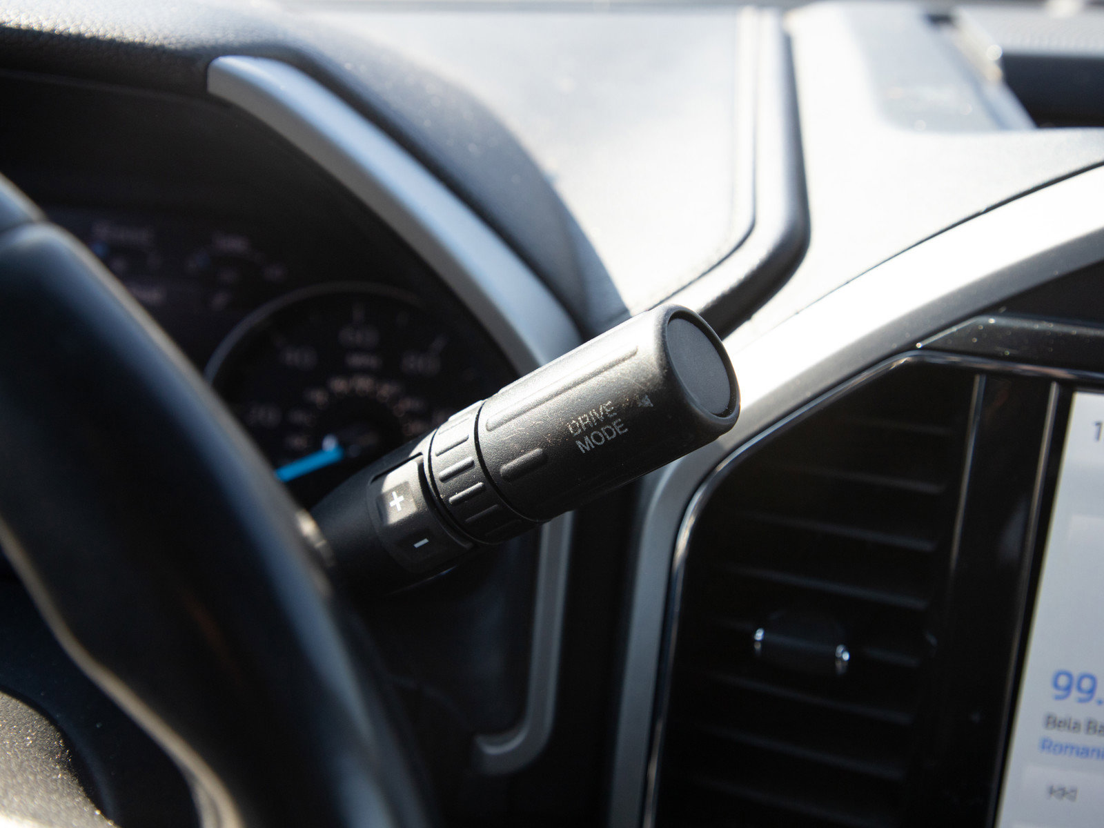 Used 2022 Ford F250 Lariat w/ Tremor Off-Road Package image 24