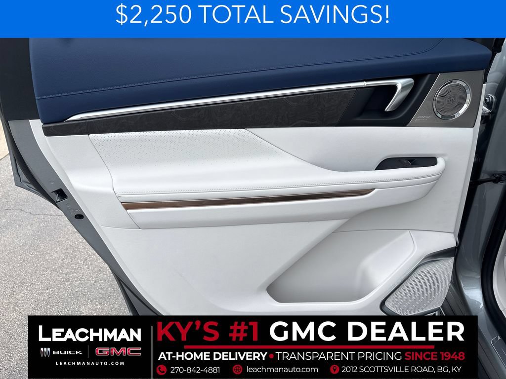 New 2026 Buick Enclave Avenir w/ Super Cruise Package FWD image 26