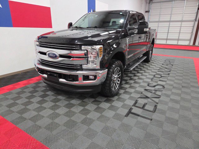 Used 2019 Ford F250 Lariat w/ Lariat Ultimate Package AWD/4WD image 3