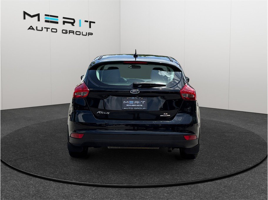 Used 2016 Ford Focus SE FWD image 8