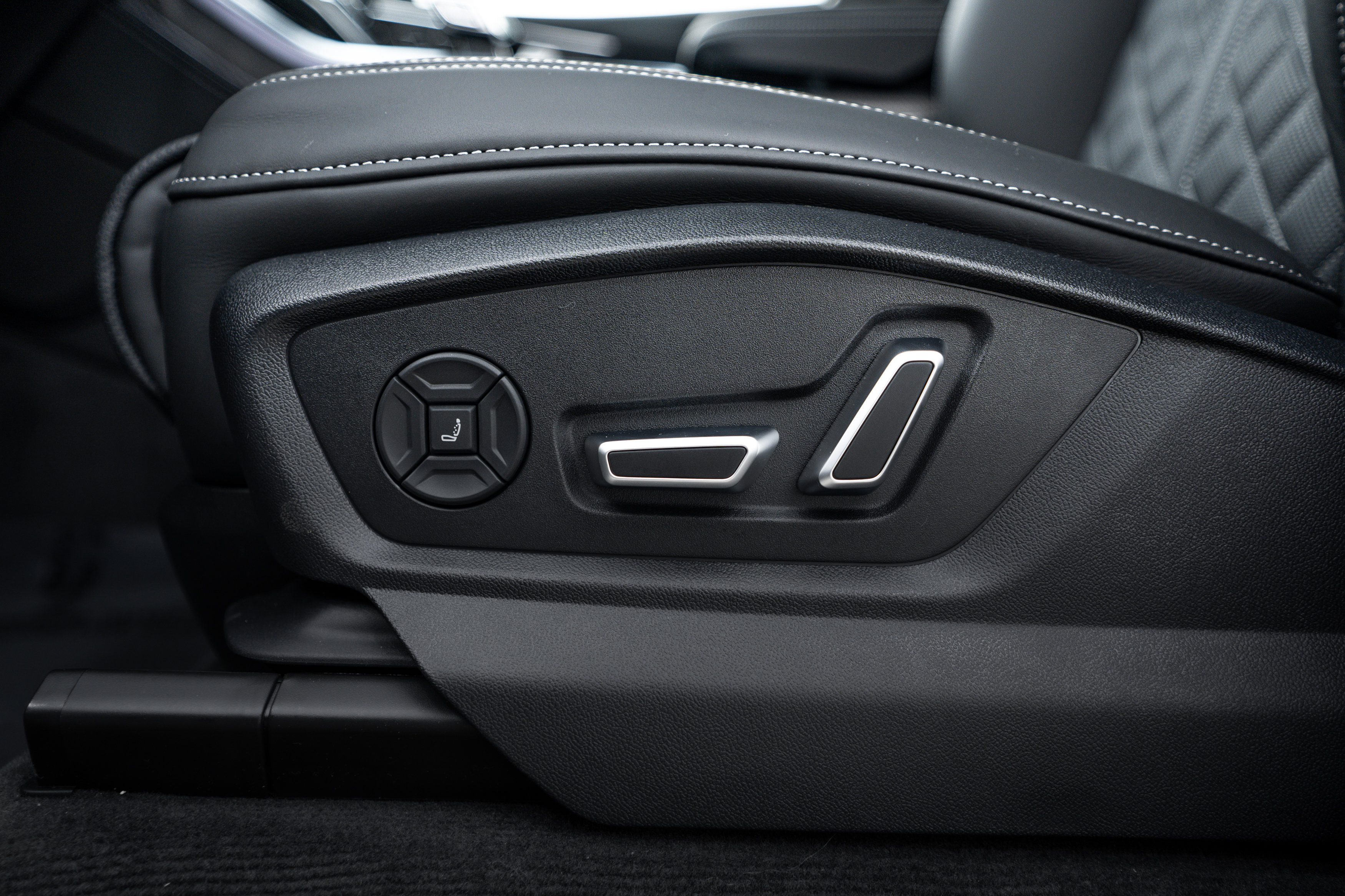 New 2026 Audi SQ7 Prestige image 15