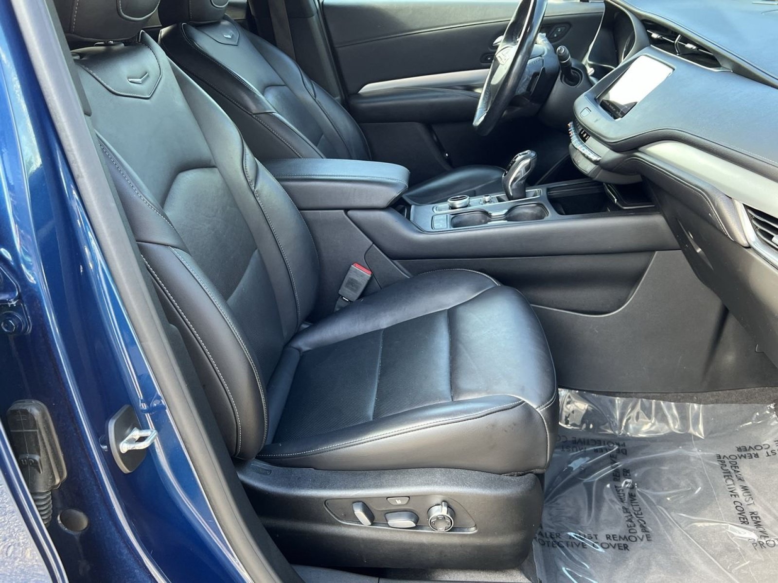 Used 2019 Cadillac XT4 Premium Luxury AWD/4WD image 26