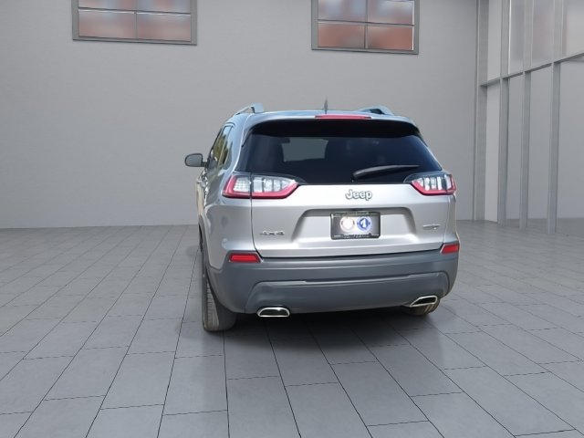 Used 2019 Jeep Cherokee Latitude w/ Popular Appearance Group AWD/4WD image 7