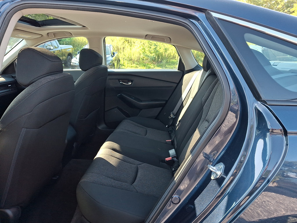 Used 2024 Honda Accord EX image 13