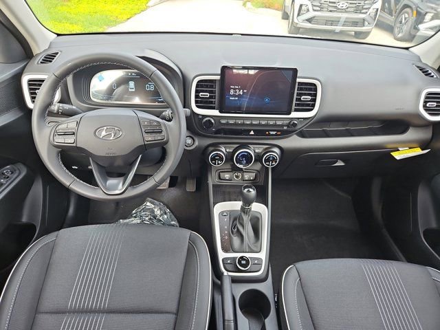 New 2025 Hyundai Venue Limited image 6