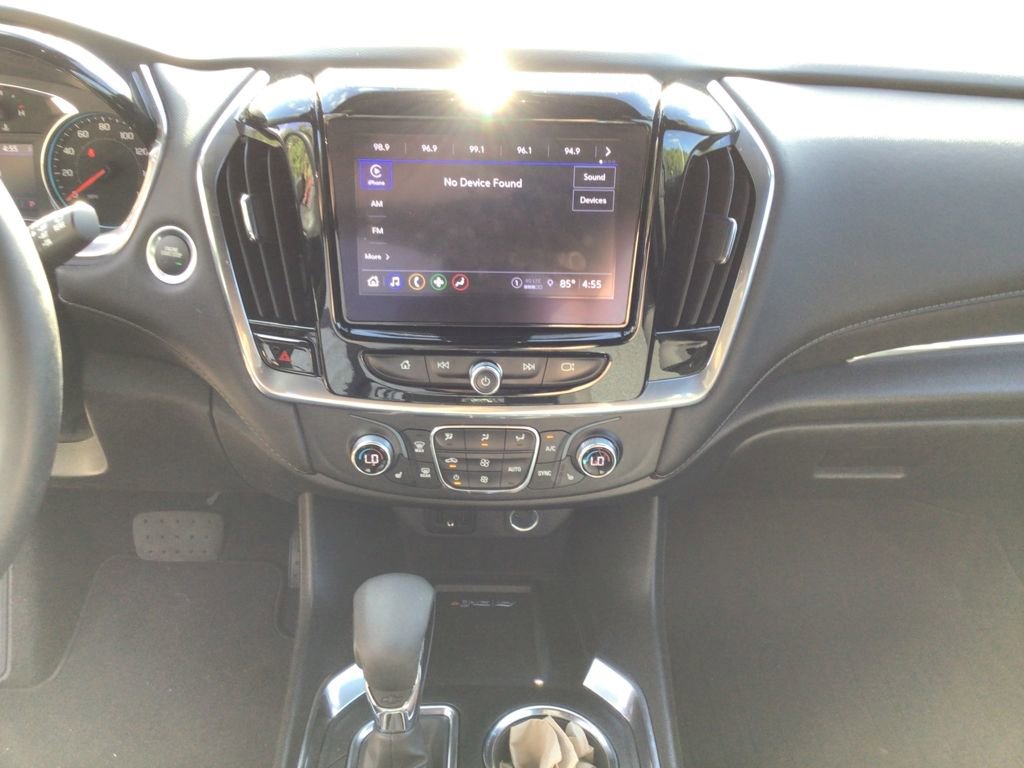 Used 2023 Chevrolet Traverse LT image 22