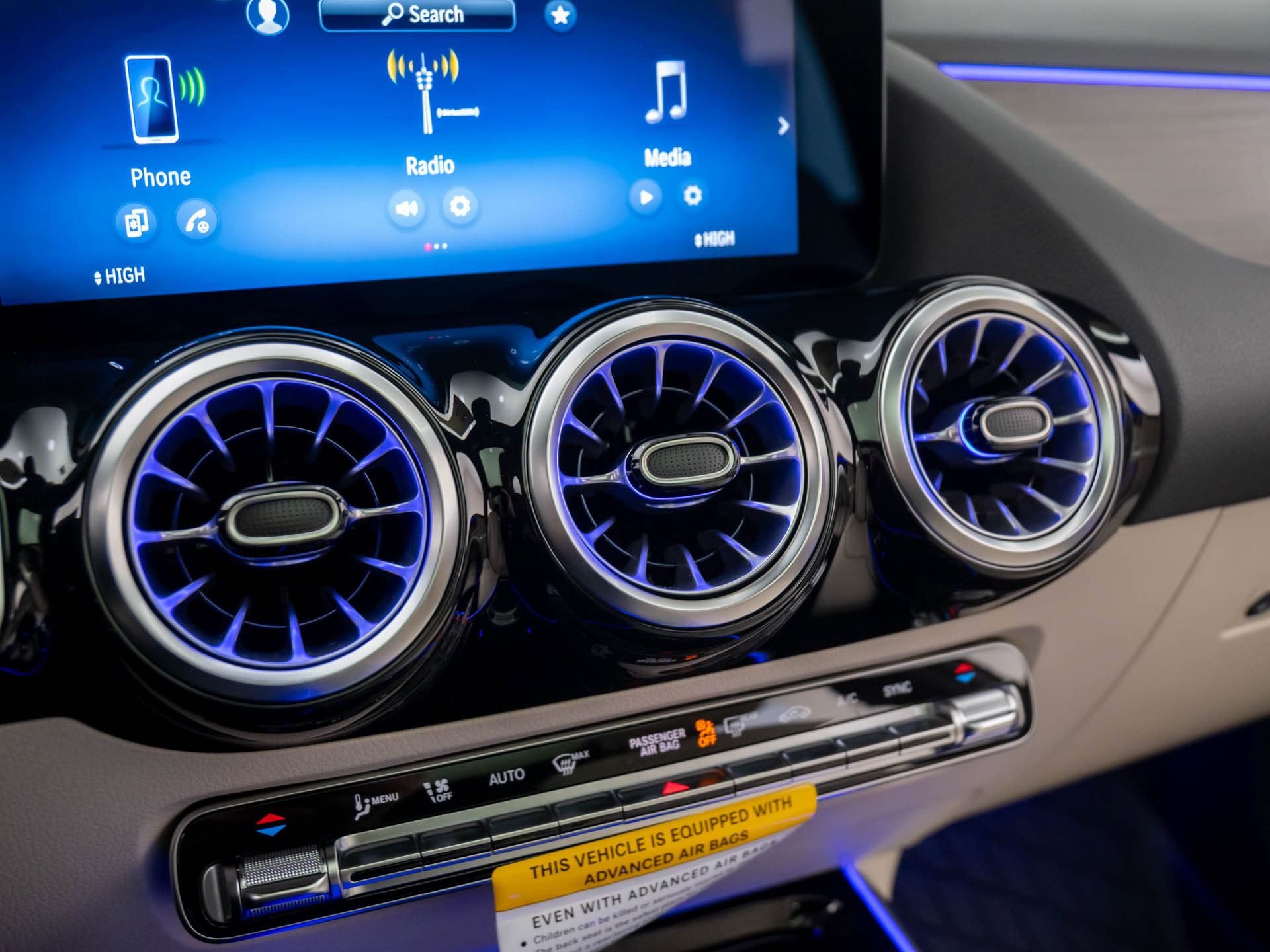 New 2026 Mercedes-Benz GLA 250 4MATIC image 27
