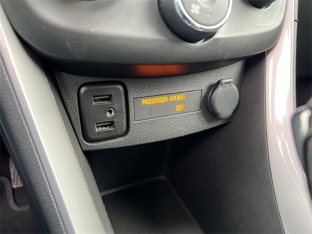 Used 2022 Chevrolet Trax LS w/ Tint and Cruise Package image 31